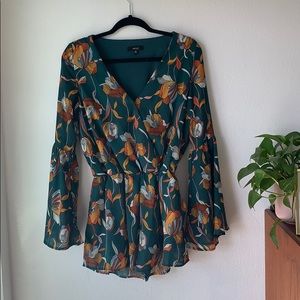 Very J Green Floral Romper (Size M)
